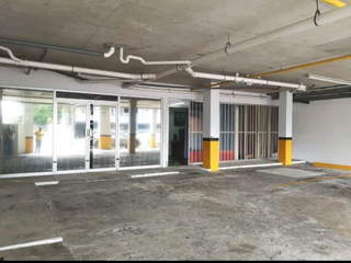 Multi-family Residential & Commercial Building for Sale in Betania - 9 bedrooms