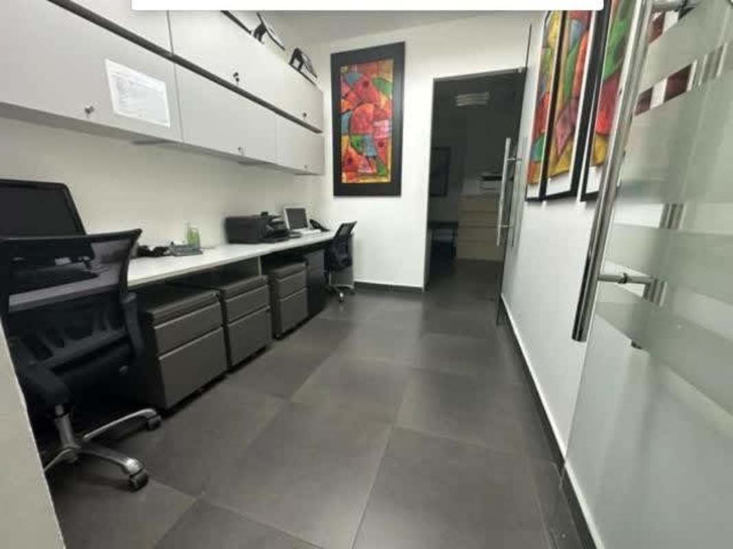 Shared workspace with glass partitions and modern furnishings PH Office One Obarrio Panama