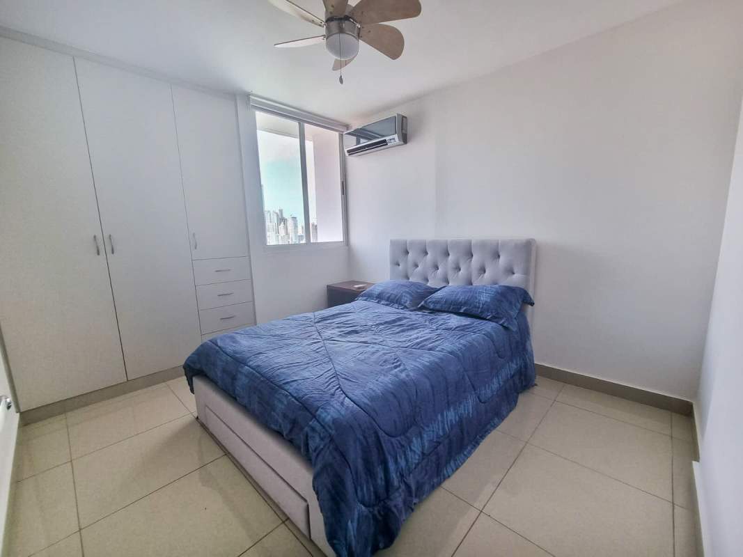 Kitchen with granite counters and sea view in PH River Park Panama City