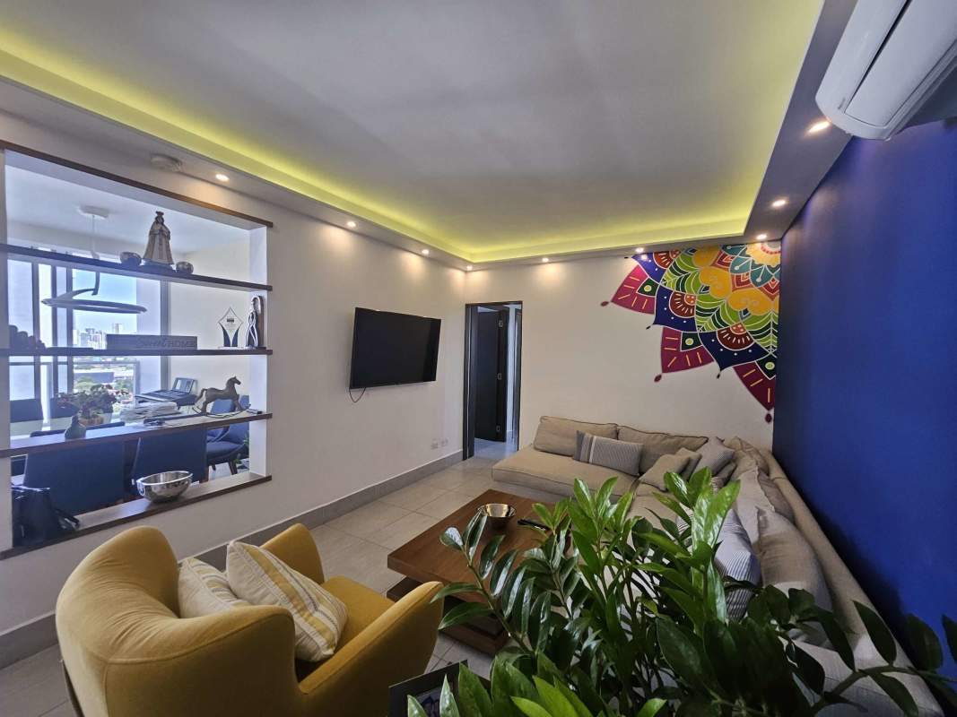 Bedroom with city views, large windows, modern design at Jade Tower Panama