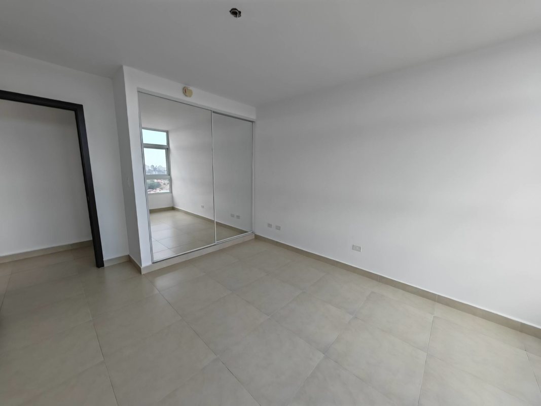 Outdoor swimming pool with jacuzzi area and sun deck at PH Country Heights Condado del Rey Panama City