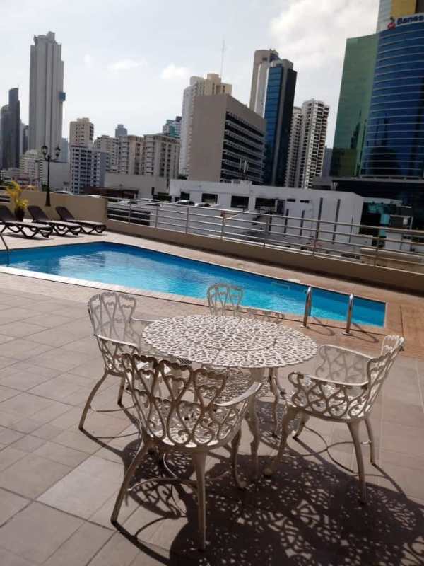 Bedroom with twin beds, AC unit, large windows, PH Torre Ebelle Bella Vista Panama