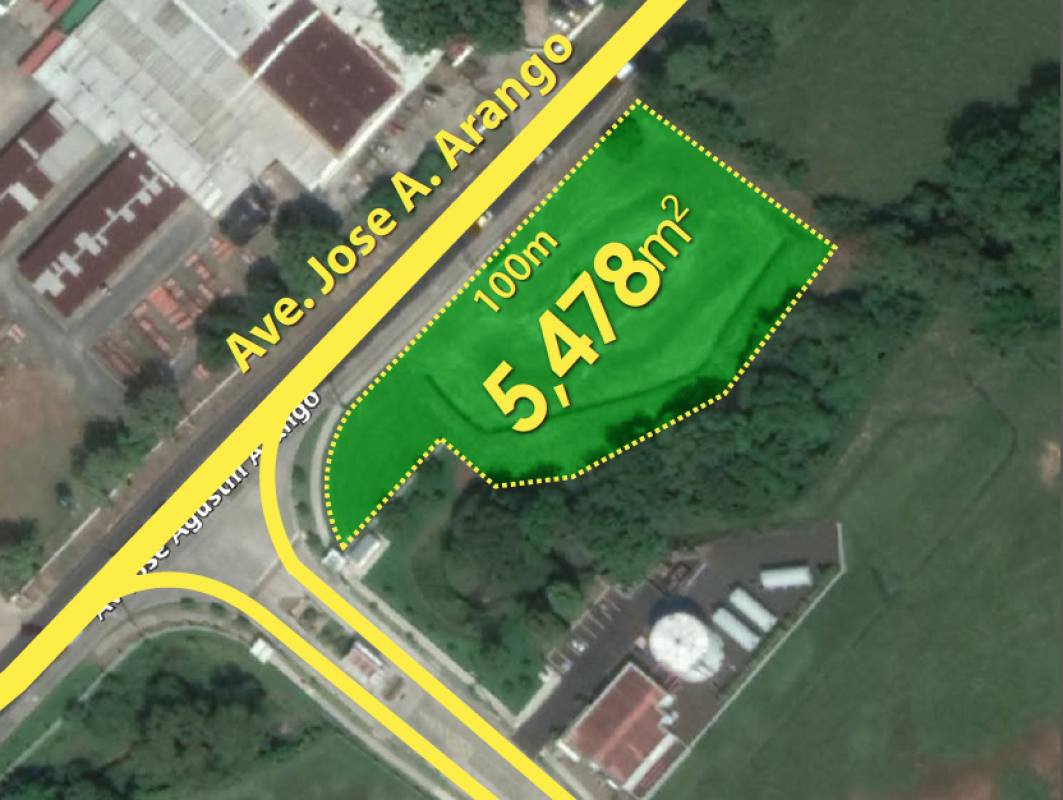Aerial view highlighting 4,238 m2 plot at Panama Logistics Park near airport