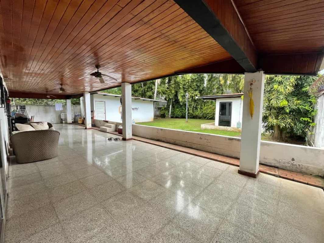 Covered tiled lobby patio entrance at PH Pacific Coast Coco del Mar Panama City