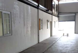 Industrial Warehouse for Rent in 24 de Diciembre - 0 bedrooms
