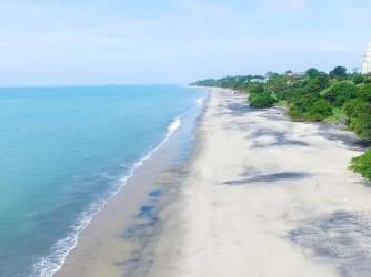 Coastal development land near luxury beach resorts in Santa Clara Panama