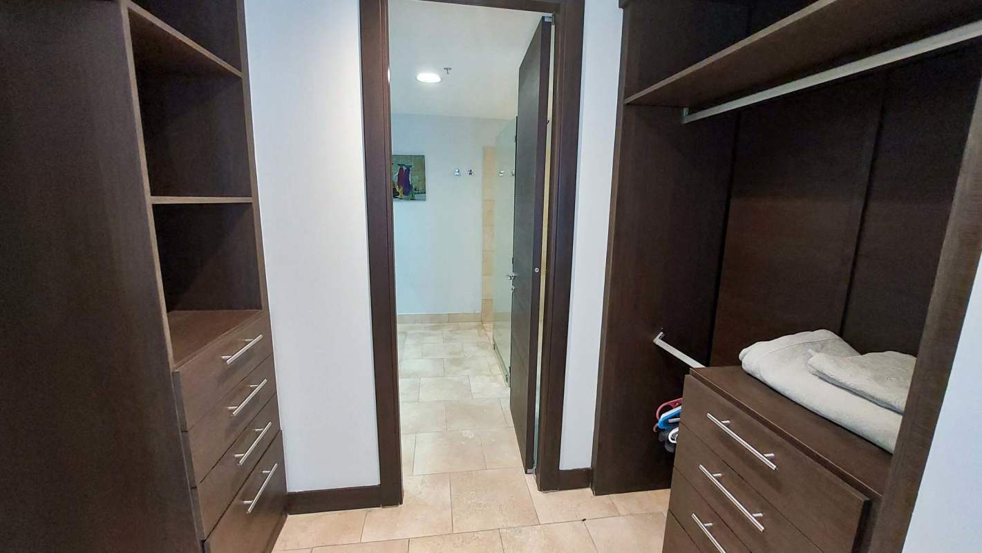 Large balcony with glass railing ocean views JW Marriott Panama Punta Pacífica