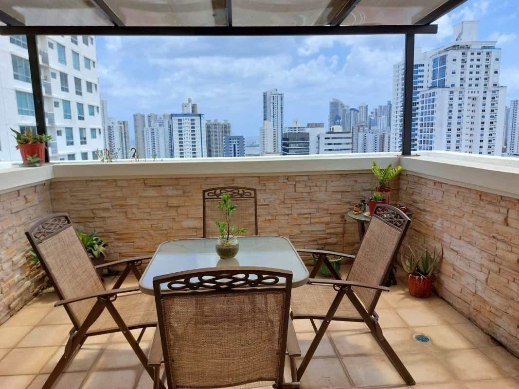Bright living and dining room with terrace access PH San Francisco Bay Panama apartment rental