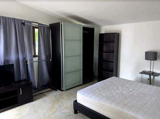 Building for Sale in Bella Vista - 12 bedrooms