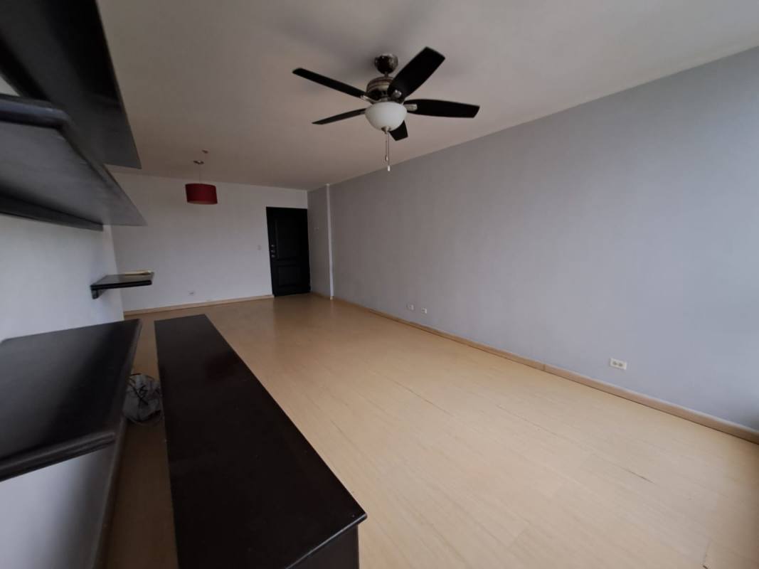 Outdoor resort amenities with swimming pool, tennis court and kids playground PH San Francisco Bay