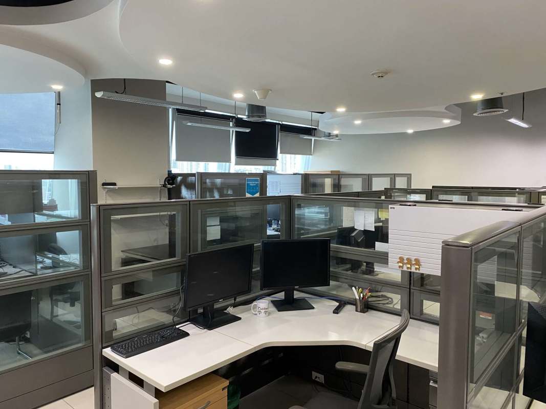 Granite countertop restroom for corporate office tenants in PH Ocean Club Panama City