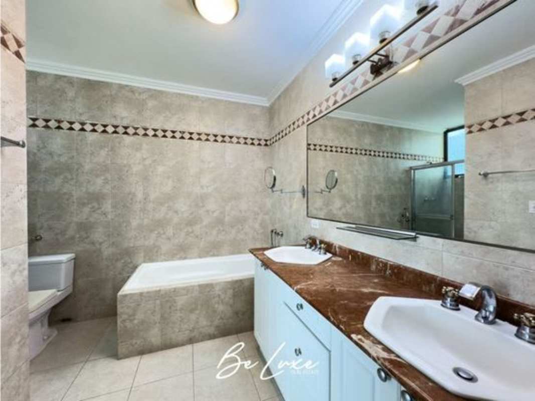 Bright master bedroom with ocean front terrace access in PH Ocean Park Punta Pacifica Panama City