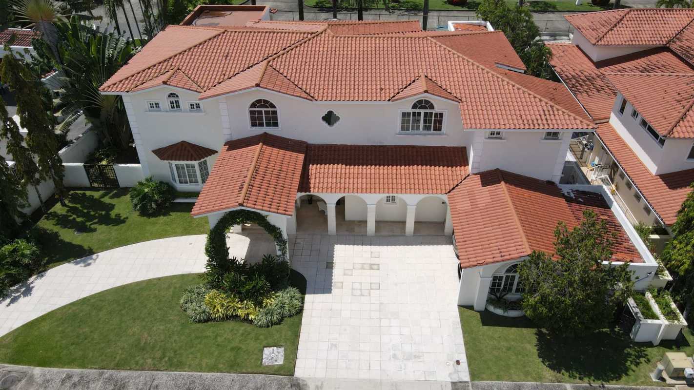 Spacious master bedroom with walk-in closet, large windows, marble floors in PH Royal Pacific Costa del Este Panama