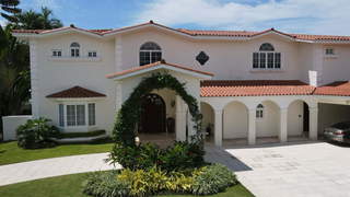 House for Sale in Costa del Este - 4 bedrooms