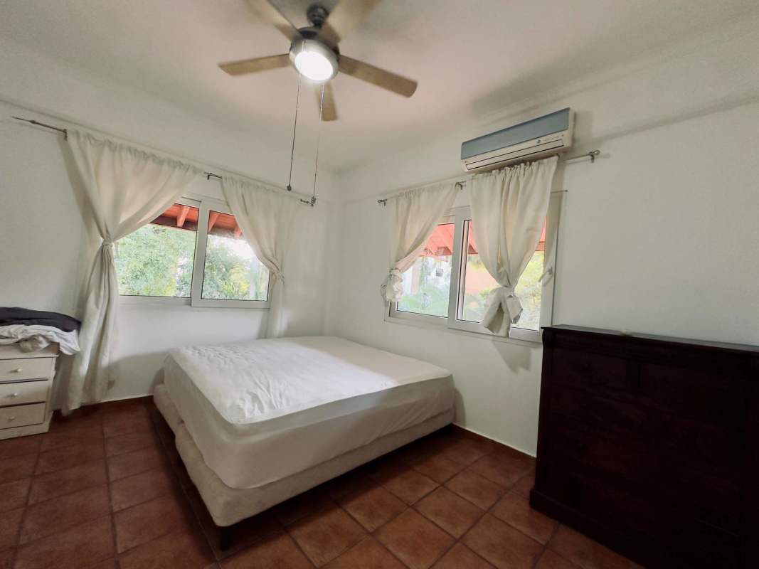 Bathroom with bathtub shower window natural light Clayton Panama rental house