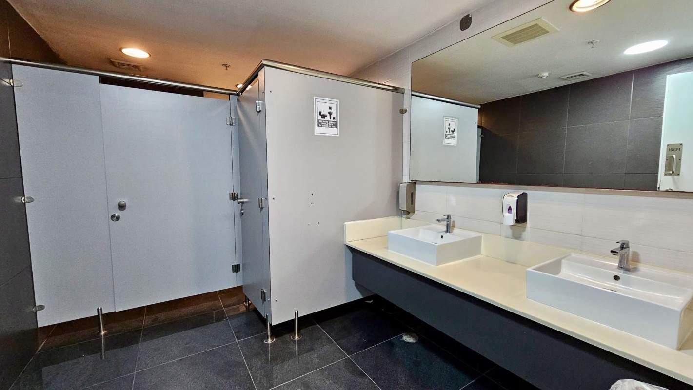 Premium Commercial Showroom for Rent Punta Pacifica Oceania - View 2