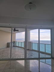 Apartment for Rent in Punta Pacifica - 4 bedrooms