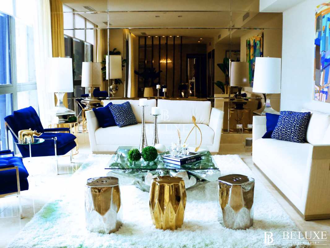 Spacious kitchen with luxury finishes PH Valery Point apartment for sale in Santa María Panama