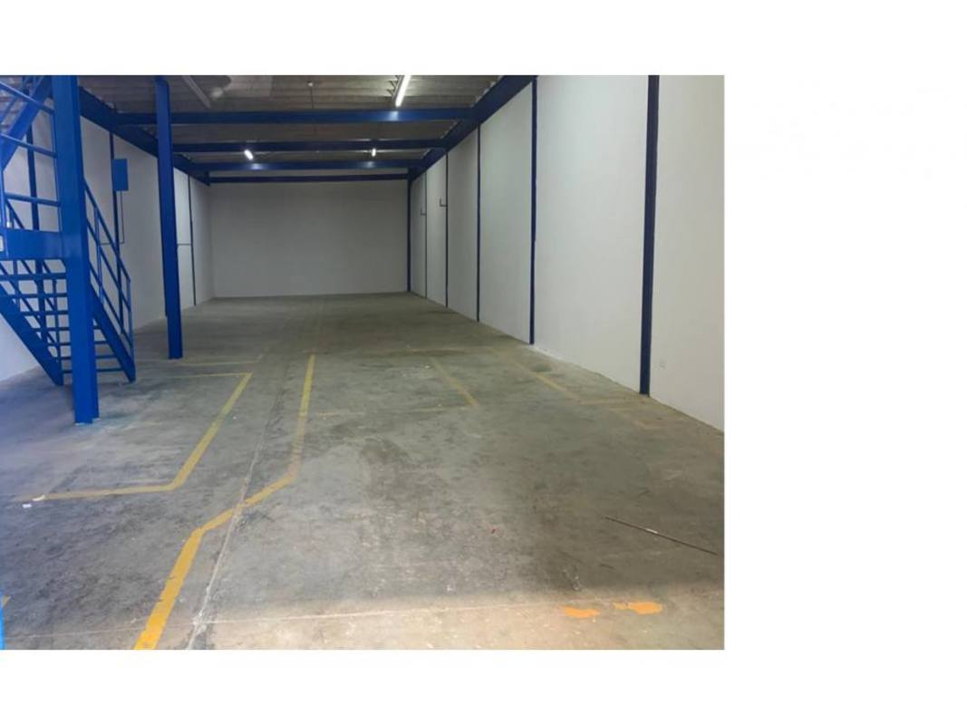 Warehouse space with high roof suitable for mezzanine and storage Llano Bonito Panama
