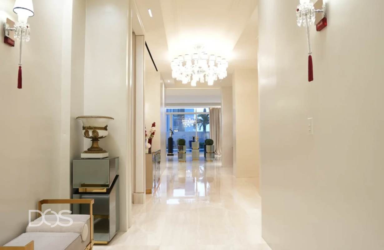 Private pool panoramic terrace luxury rental apartment Ocean Reef Panama City skyline view