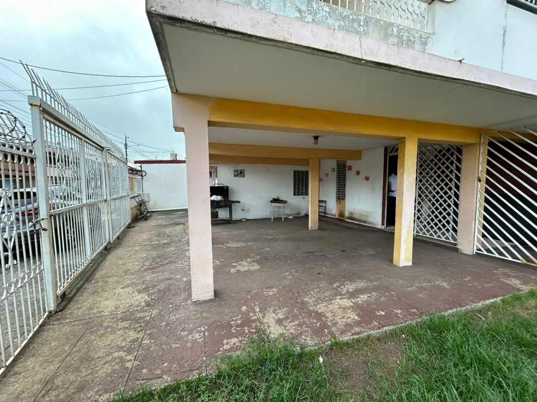 Secure parking area with grill zone covered patio family house Chanis Panama