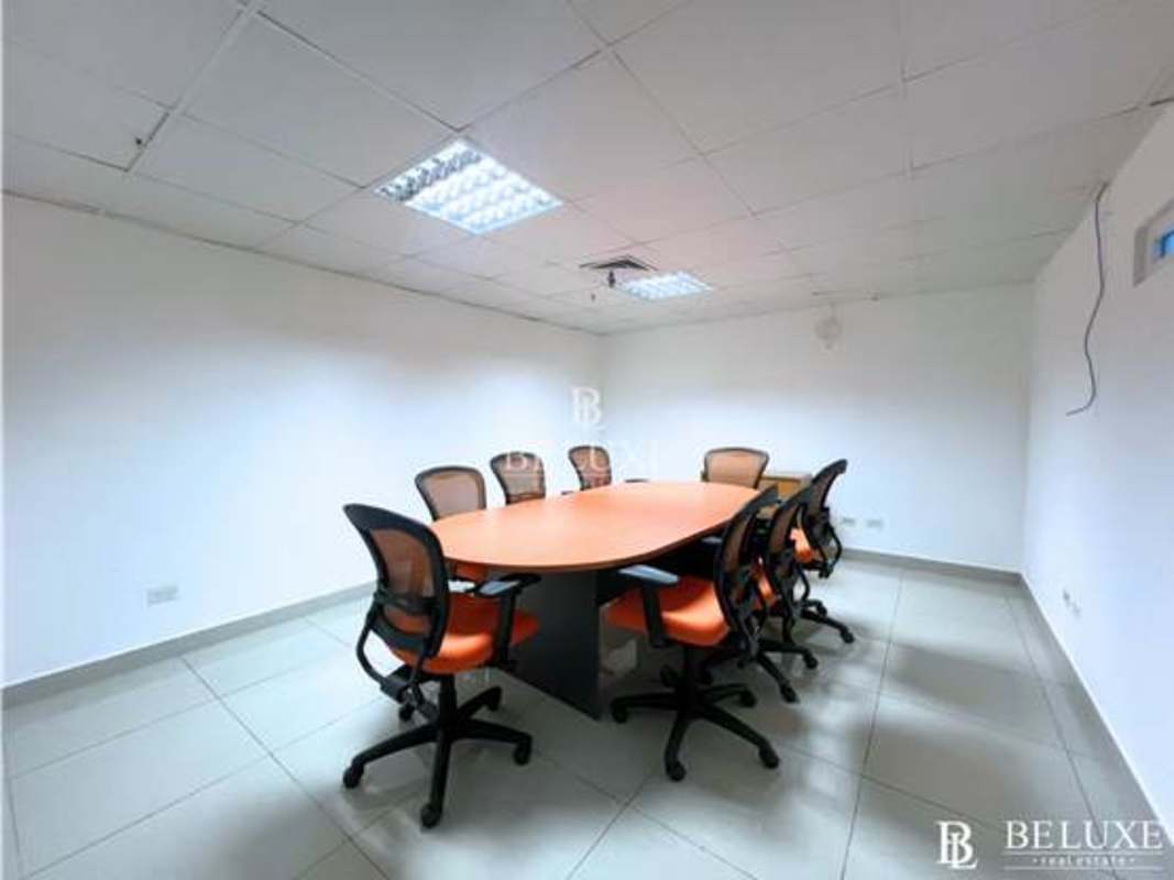 Furnished private office with windows and views at Via Brasil El Carmen Panama City