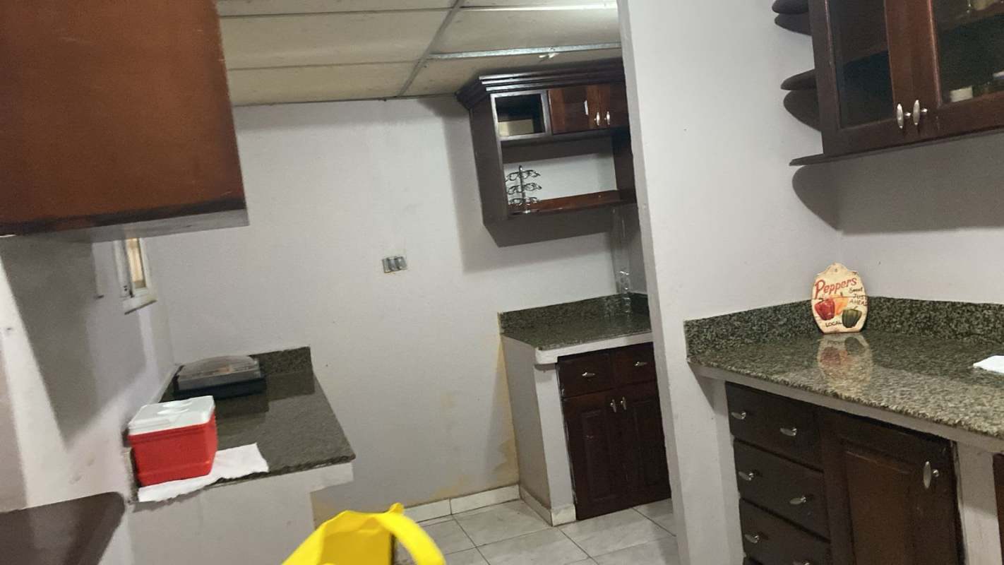 Porch with tile floor, terracotta roof, metal security bars Buena Vista Tocumen Panama