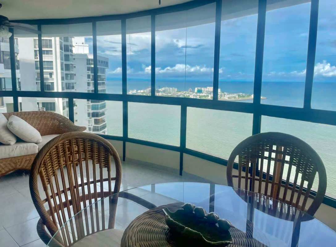 Marble lobby with contemporary seating and elevators in PH Crillon Punta Paitilla Panama City