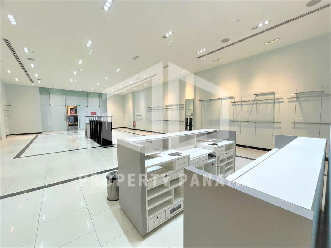 Modern retail store in Albrook Mall featuring glass frontage, display shelves and bright interior Panama City