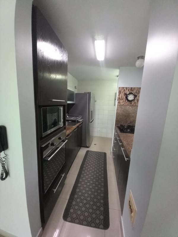 Bedroom with closet AC porcelain floors Costa del Este PH Pijao for sale