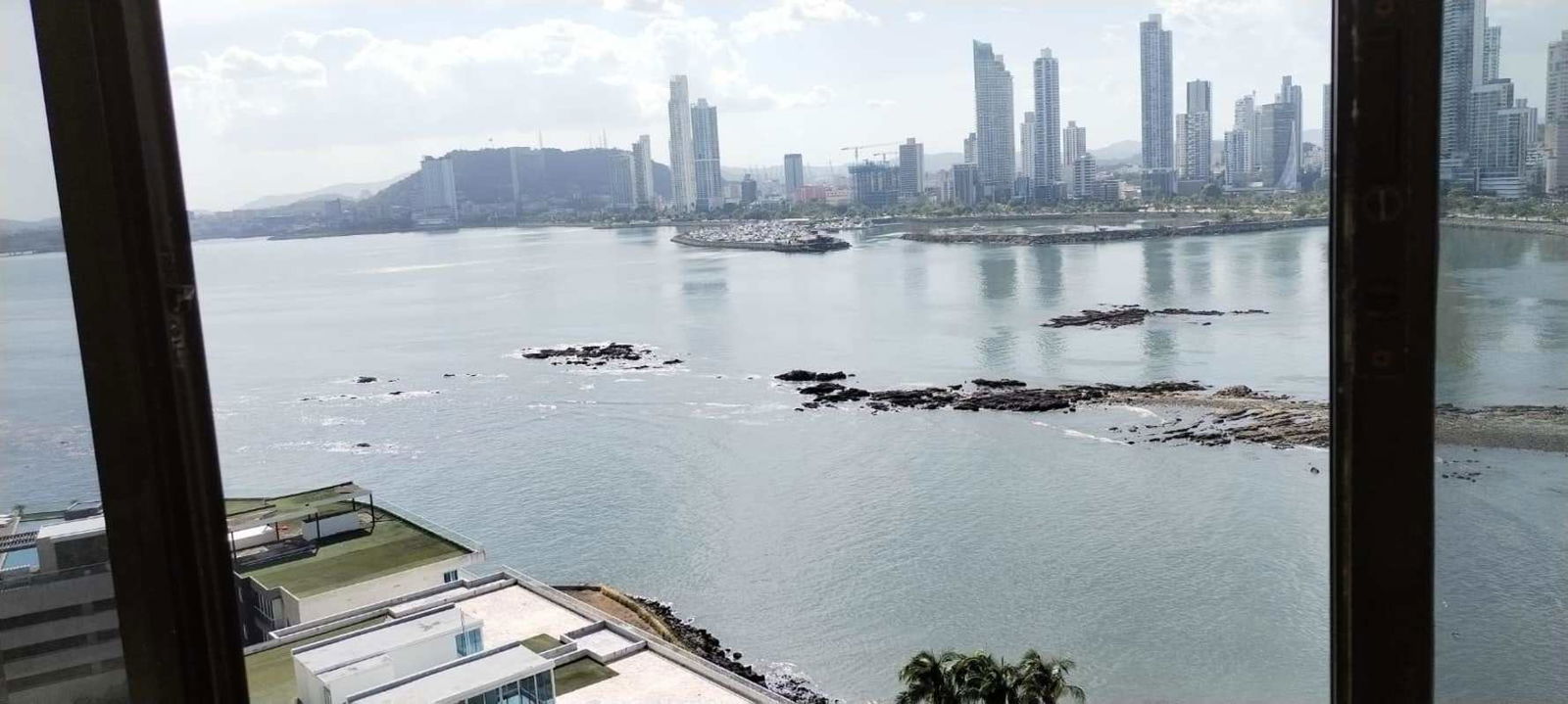 Spacious 3BR Condo in Punta Paitilla PH Mar de Plata