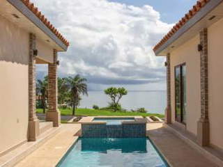 Villa for Short-Term Rental in Pedasi District - 3 bedrooms