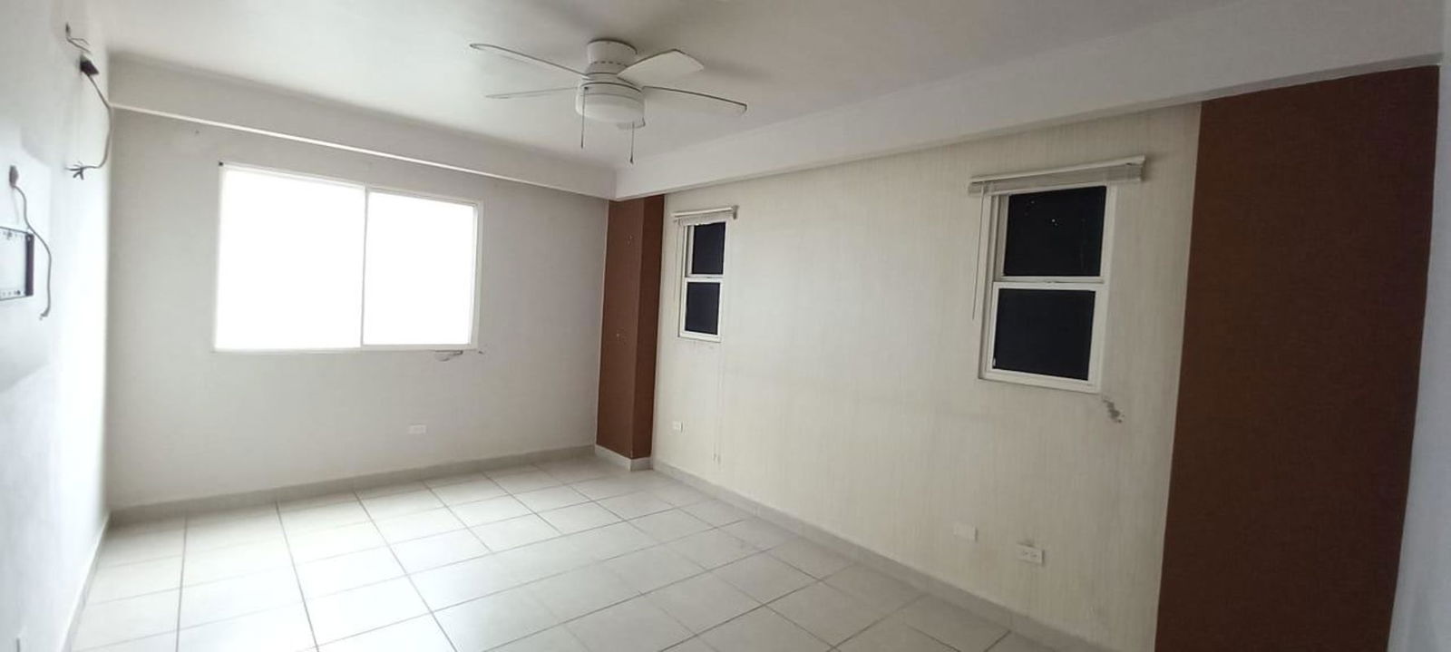 Multi-level backyard with retaining wall privacy fencing PH Victoria Panama