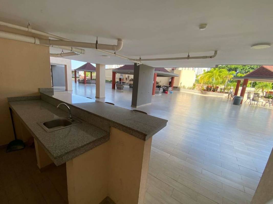 Multiple outdoor pools sunbathing area PH Sky Park in Panama City