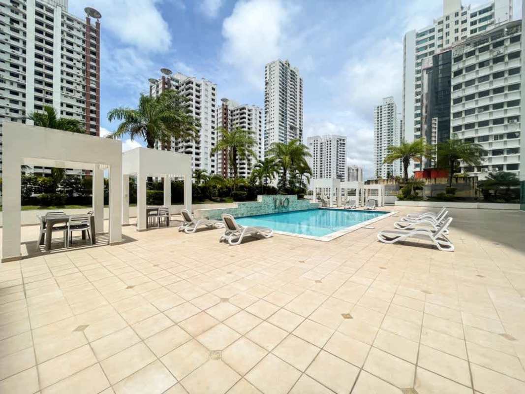 Pool area with city views in PH Tao high-rise San Francisco Panama