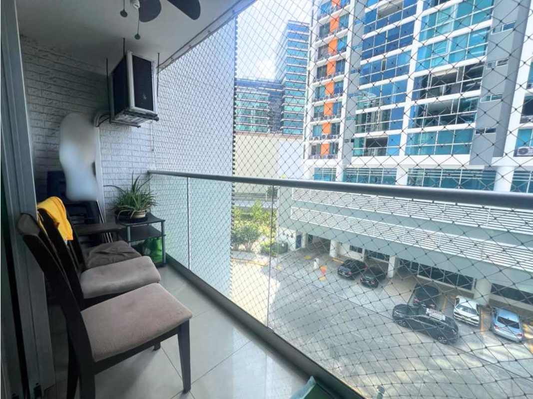 Balcony glass railing safety net city view PH Pijao Panama City