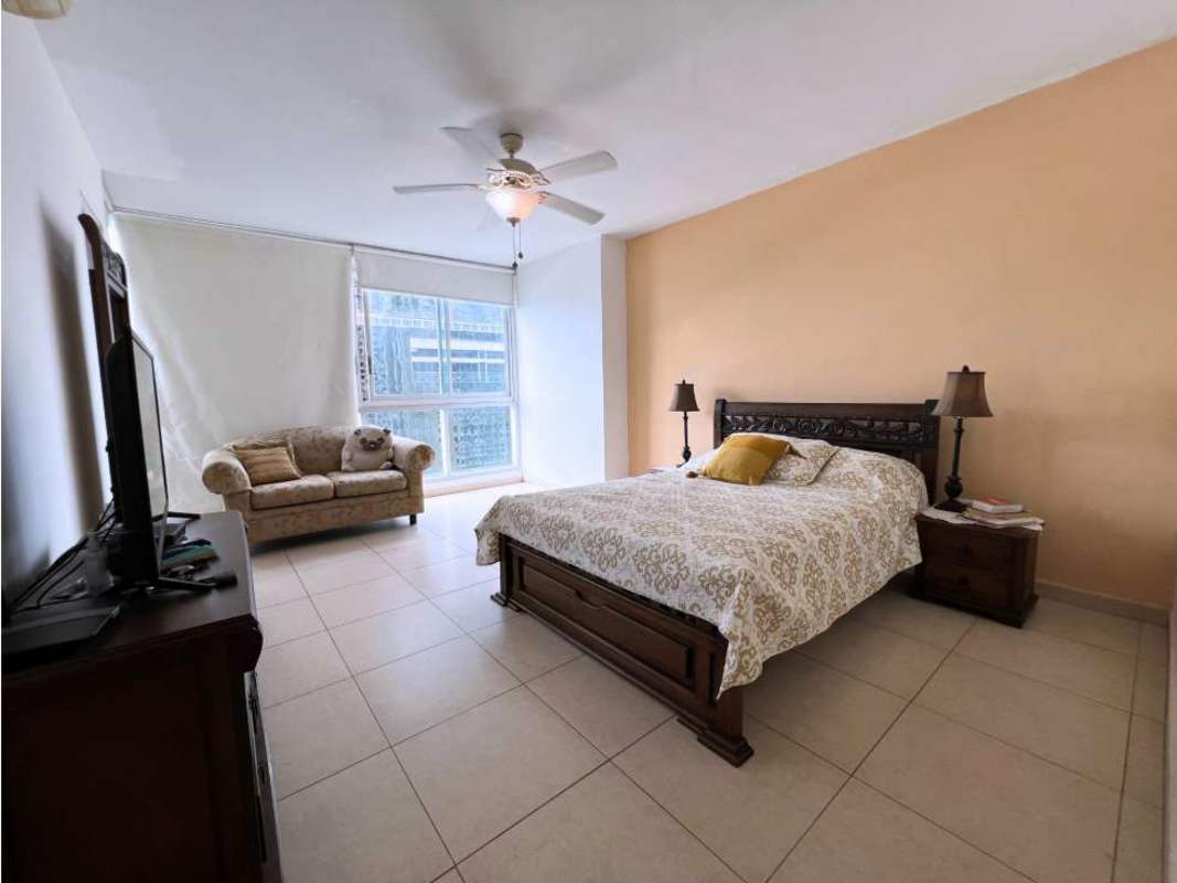 Bedroom with wardrobe, ceiling fan, AC PH Sol del Este Costa del Este Panama