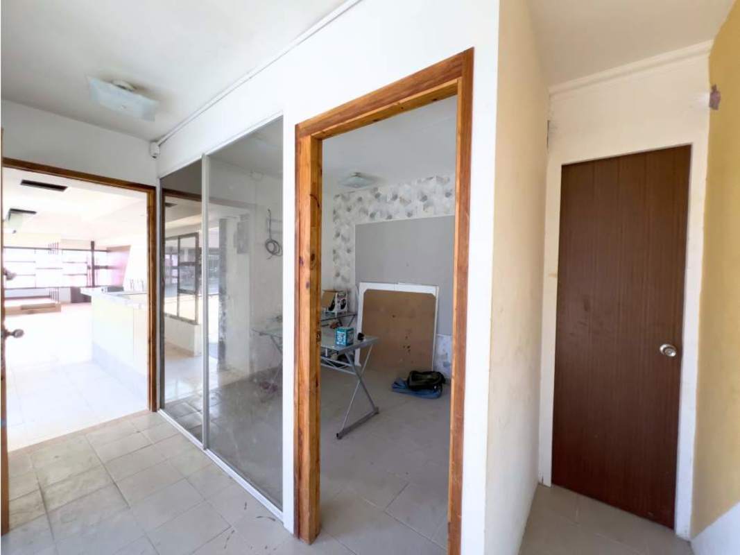 Interior corridor hallway of commercial unit with access to office space Panama