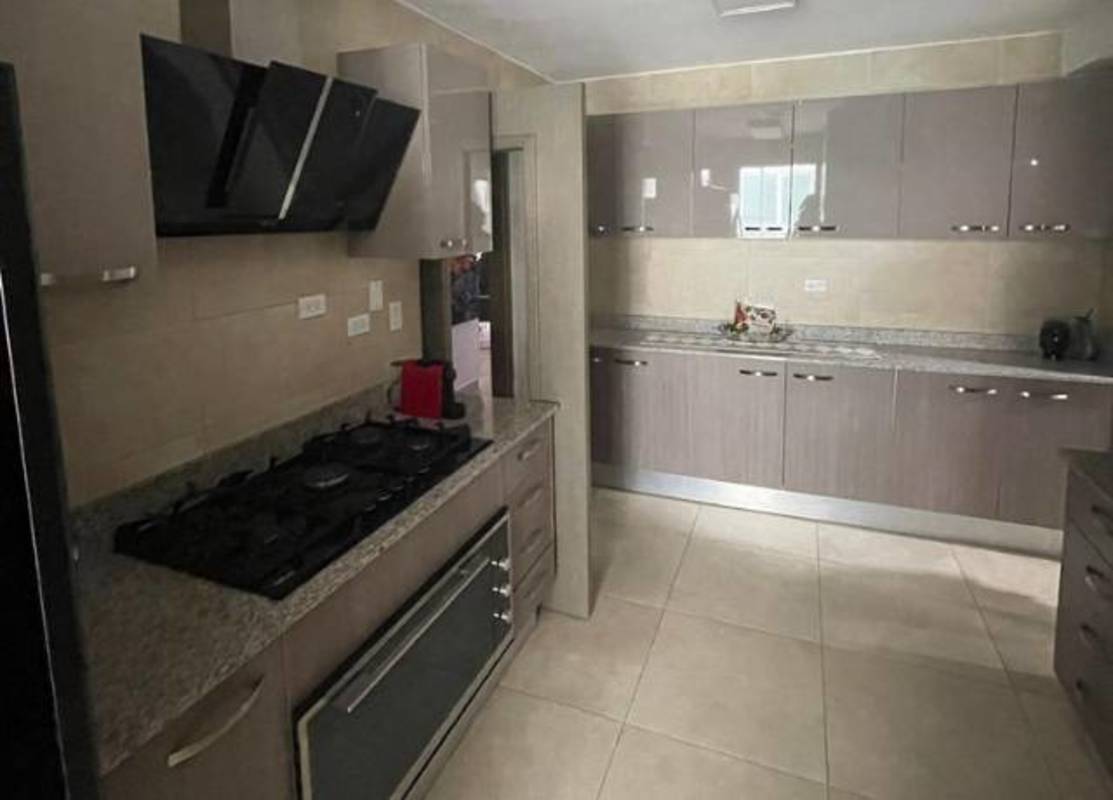 Bright guest bedroom with ensuite bath city views PH Costa del Mar Panama City