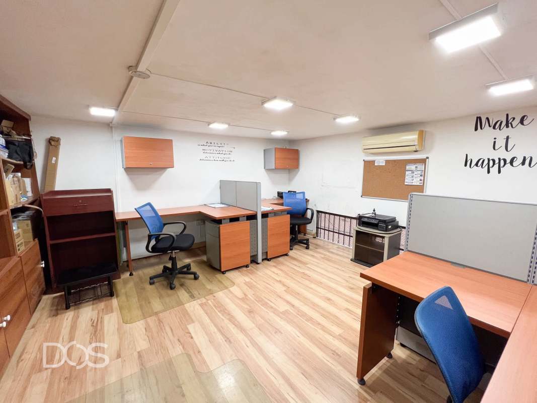 Office space with modern glass partitions and laminate floors in La Alameda commercial plaza Panama