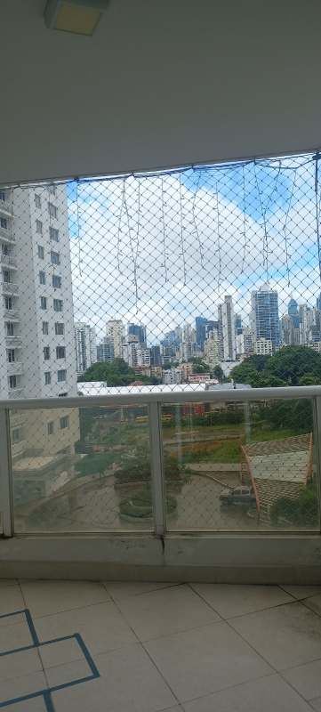 Balcony with safety net and city view in PH El Mare Tower Edison Park Panama City