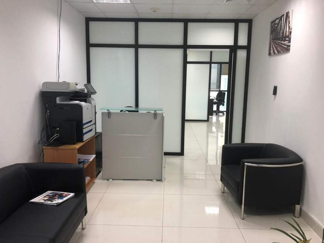 Modern executive corner office overlooking Panama City skyline at PH Tower Financial Center Calle 50