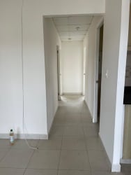 Bedroom with beige walls, ample windows, tiled floors in house for sale Monte Limar La Chorrera