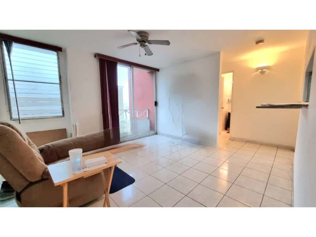 Bedroom featuring ceiling fan, tiled floors, window view in PH Torres de Milán in Panama City