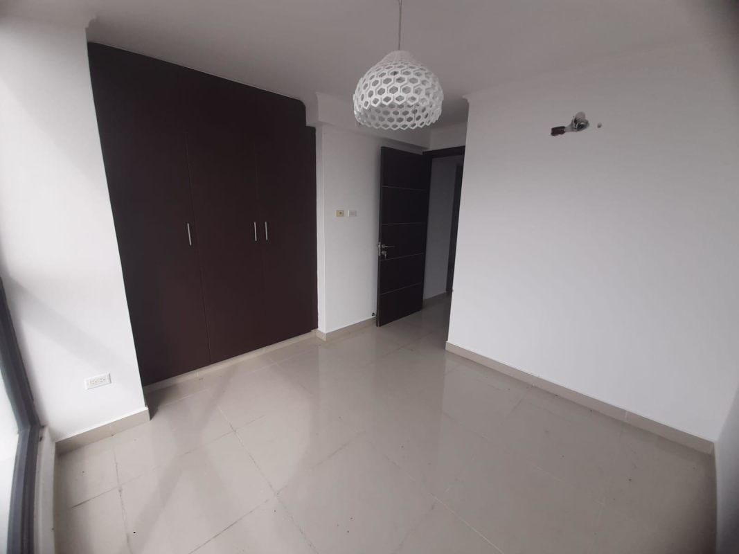 Contemporary kitchen with granite countertops and modern cabinetry PH Portofino Betania Panama