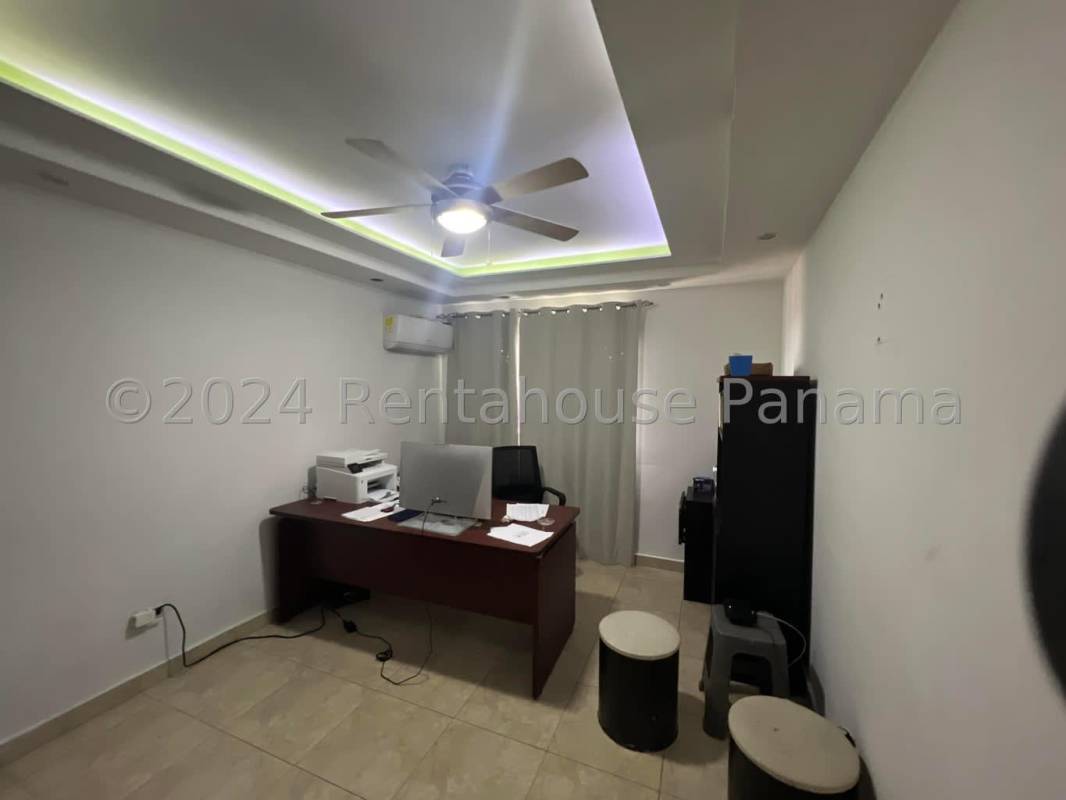 Interior office space with desk AC and ceiling fan Limajo Altos de Panama townhouse