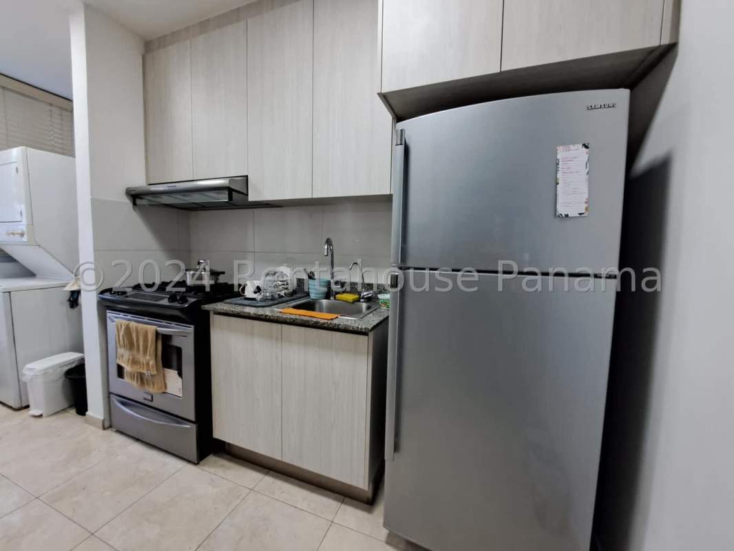 Bedroom ensuite bath AC built-in closet PH Sky Blue Tower Panama City