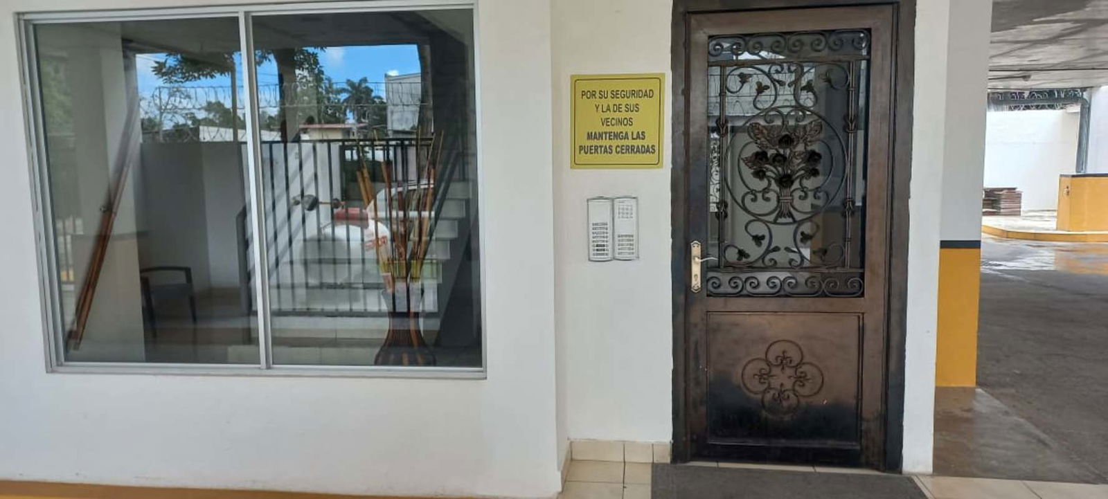 Secure gated entry and parking at PH El Ingenio Gardens Panama