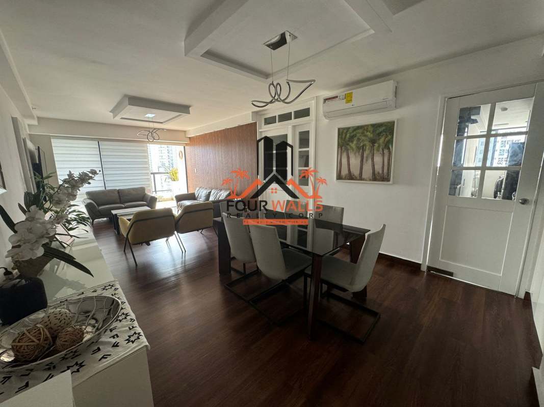 Modern kitchen with black and white cabinets, appliances PH Balboa Bay Panama