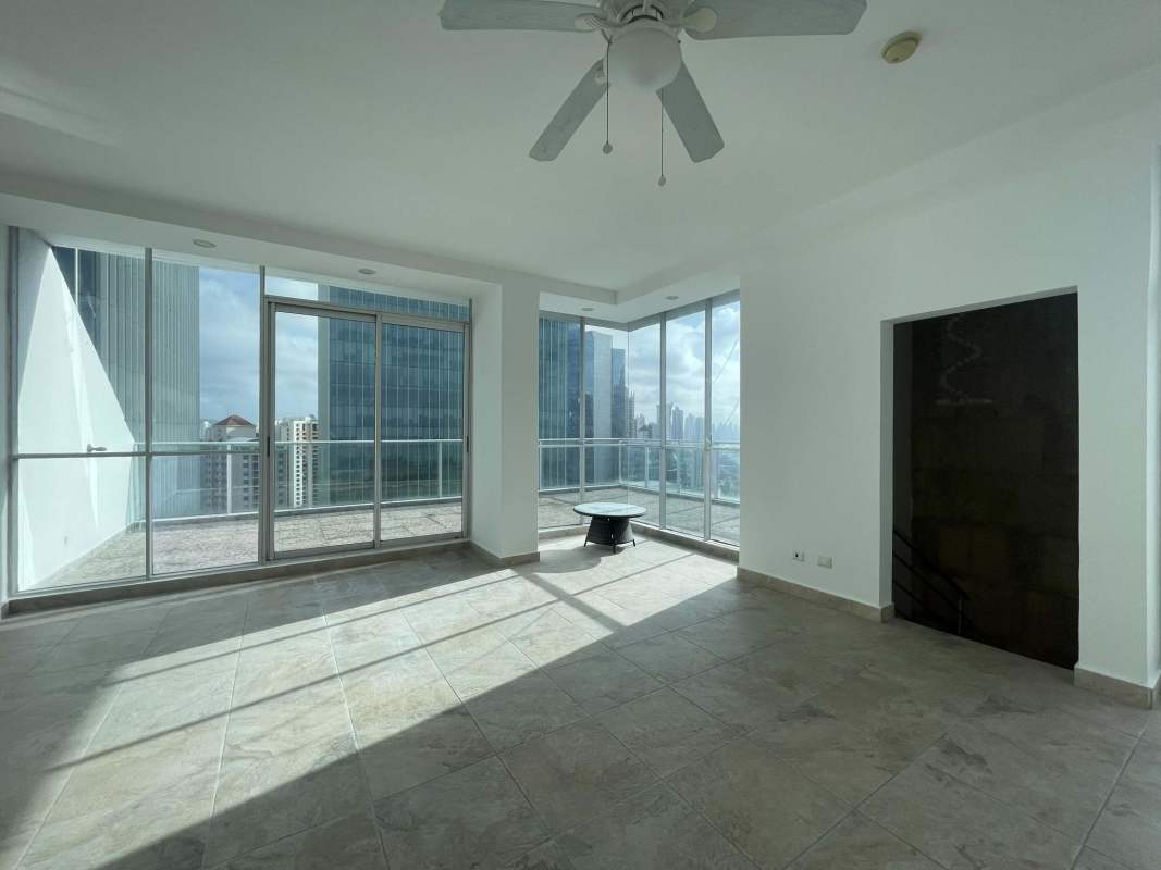 Spacious living and dining area with oceanview balcony PH Pacific Sea Punta Paitilla Panama